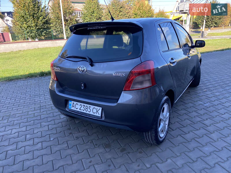 Хэтчбек Toyota Yaris 2008 в Луцке фото 4 Хэтчбек Toyota Yaris 2008 в Луцке