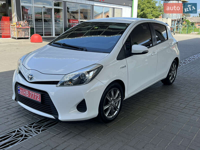 Хэтчбек Toyota Yaris 2014 в Житомире фото 6 Хэтчбек Toyota Yaris 2014 в Житомире