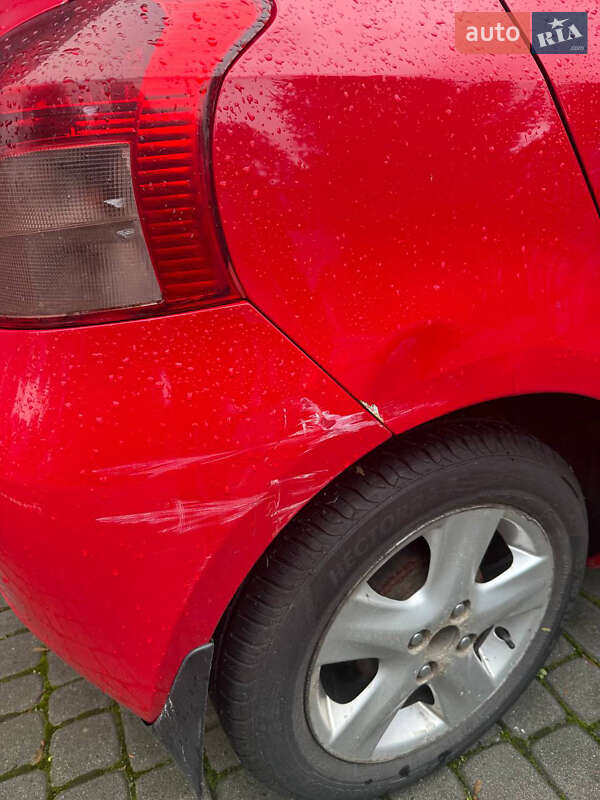 Хетчбек Toyota Yaris 2006 в Львові