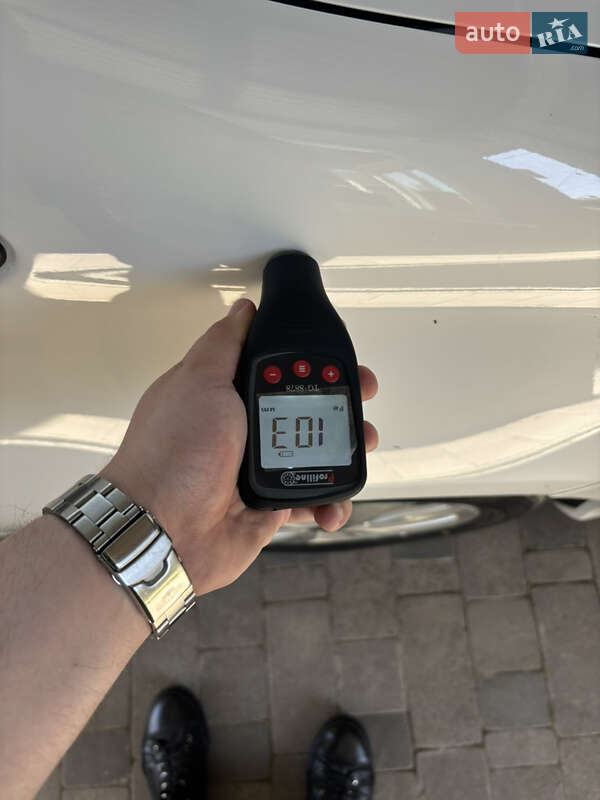 Хетчбек Toyota Yaris 2016 в Збаражі