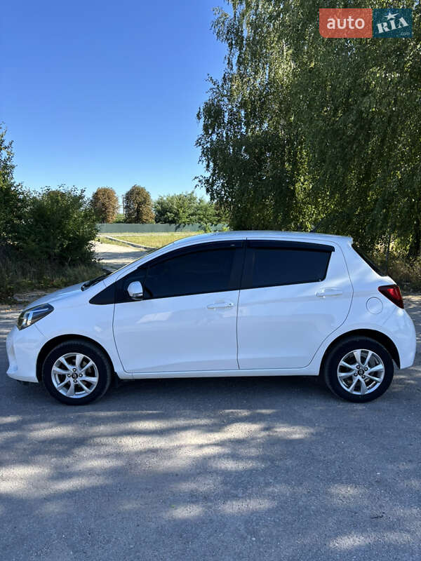 Хетчбек Toyota Yaris 2016 в Збаражі