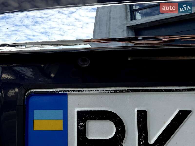 Хэтчбек Toyota Yaris 2013 в Ровно фото 2 Хэтчбек Toyota Yaris 2013 в Ровно