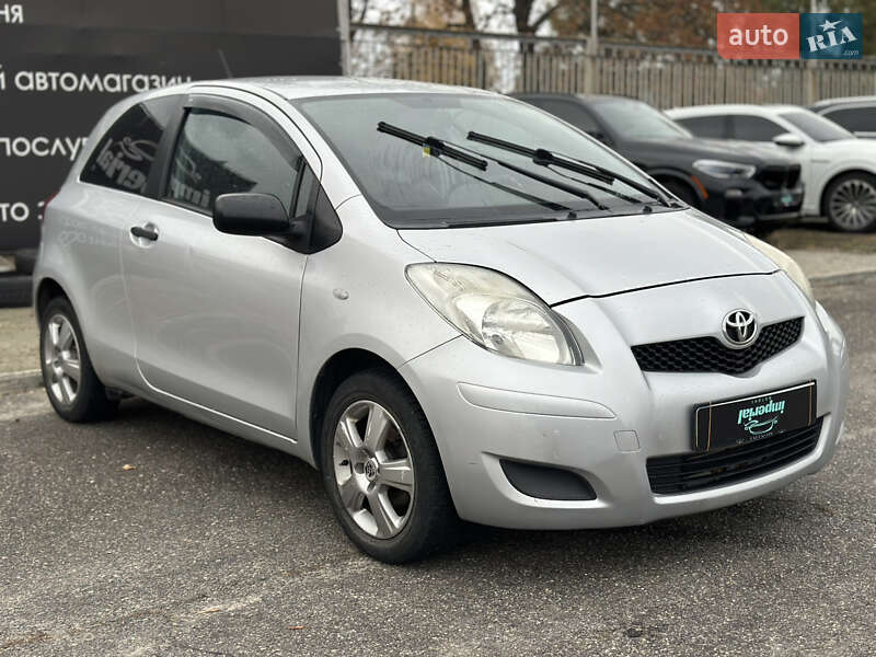 Хэтчбек Toyota Yaris 2009 в Харькове фото 3 Хэтчбек Toyota Yaris 2009 в Харькове