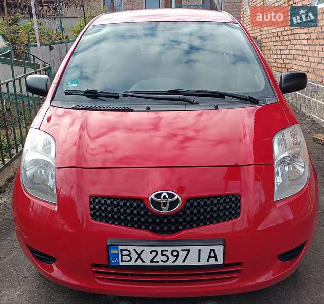 Хэтчбек Toyota Yaris 2008 в Хмельницком фото Хэтчбек Toyota Yaris 2008 в Хмельницком