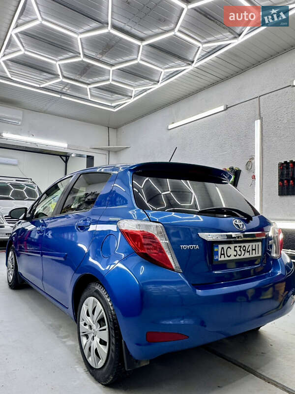 Хэтчбек Toyota Yaris 2013 в Черновцах фото 8 Хэтчбек Toyota Yaris 2013 в Черновцах