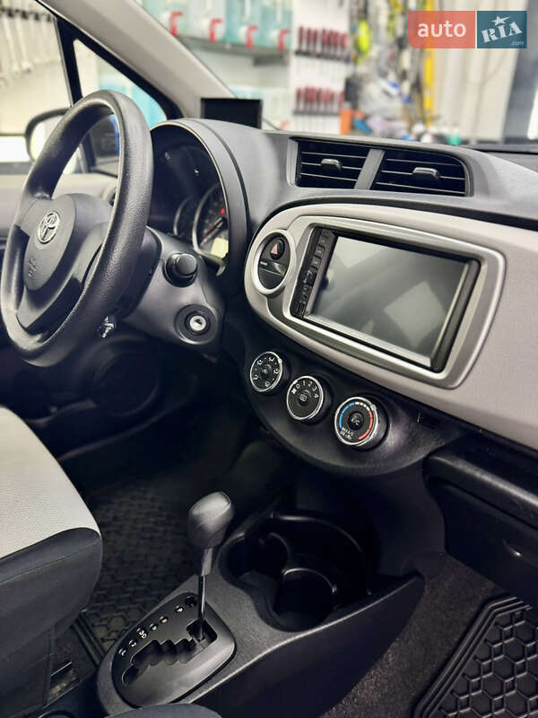 Хэтчбек Toyota Yaris 2013 в Черновцах фото 38 Хэтчбек Toyota Yaris 2013 в Черновцах