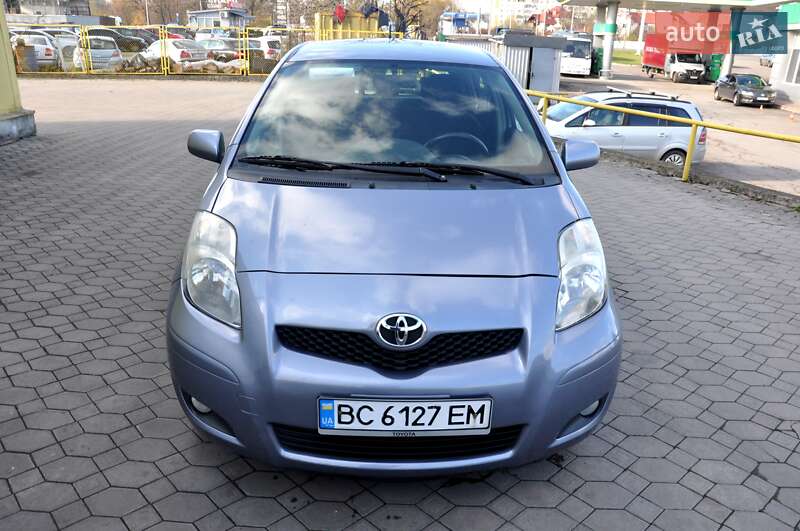Хетчбек Toyota Yaris 2010 в Львові
