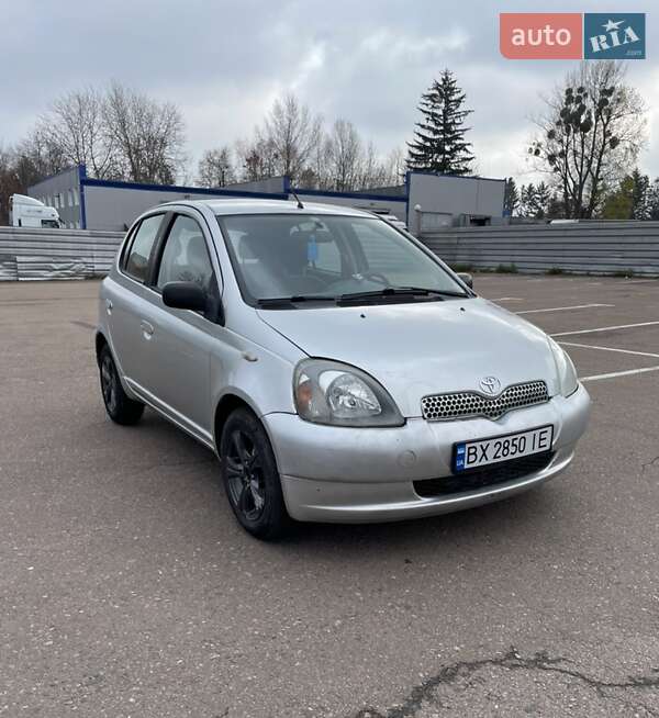 Toyota Yaris 2001