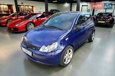 Хэтчбек Toyota Yaris 1999 в Одессе
