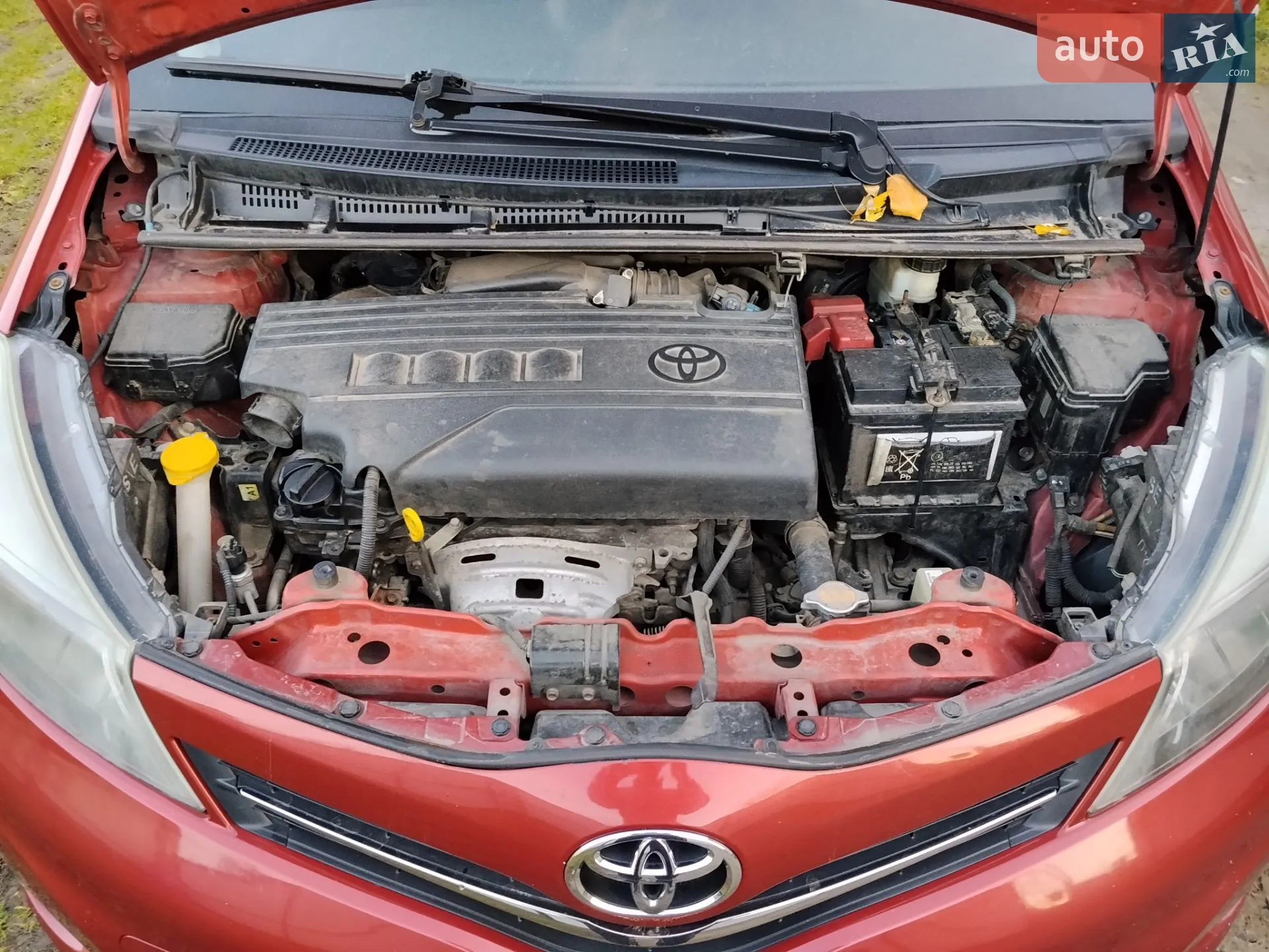 2011 Toyota Yaris - мініатюра 11