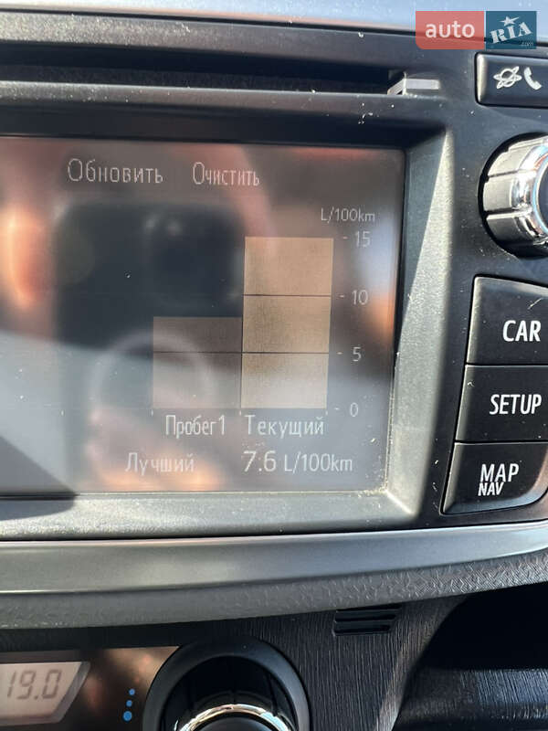 Хэтчбек Toyota Yaris 2014 в Львове фото 25 Хэтчбек Toyota Yaris 2014 в Львове