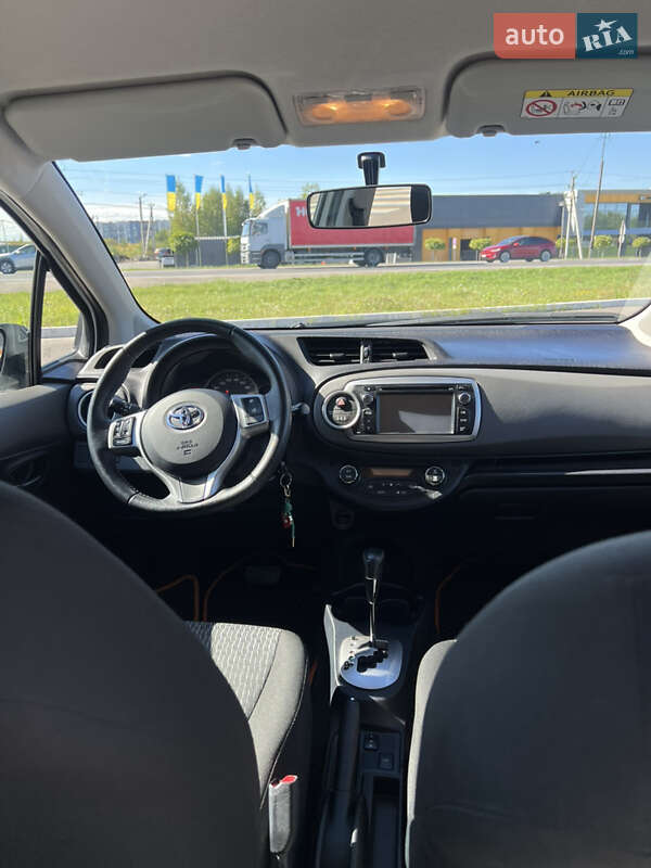 Хэтчбек Toyota Yaris 2014 в Львове фото 16 Хэтчбек Toyota Yaris 2014 в Львове