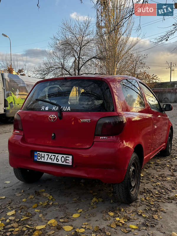 Хетчбек Toyota Yaris 2000 в Одесі