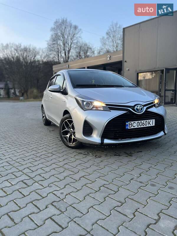 Хэтчбек Toyota Yaris 2014 в Львове фото 12 Хэтчбек Toyota Yaris 2014 в Львове