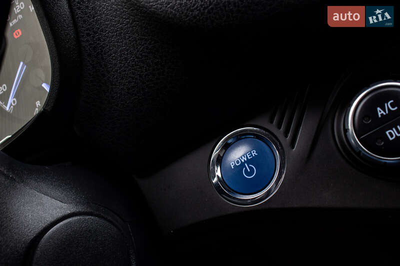 Хэтчбек Toyota Yaris 2017 в Львове фото 49 Хэтчбек Toyota Yaris 2017 в Львове