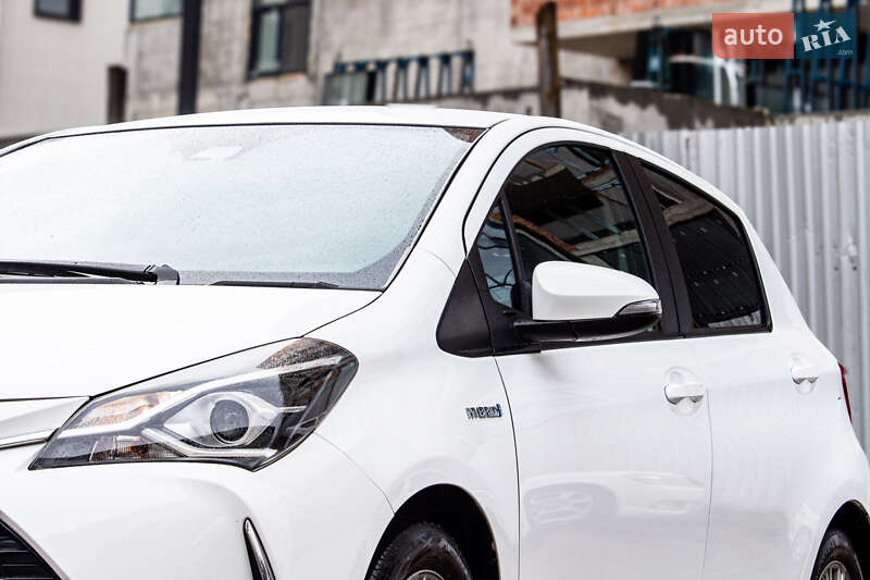 Хэтчбек Toyota Yaris 2017 в Львове фото 13 Хэтчбек Toyota Yaris 2017 в Львове
