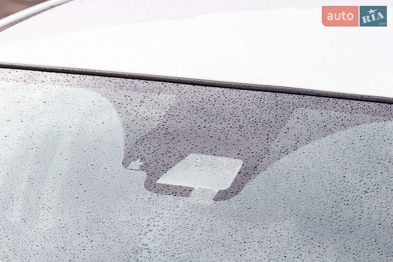 Хэтчбек Toyota Yaris 2017 в Львове фото 61 Хэтчбек Toyota Yaris 2017 в Львове