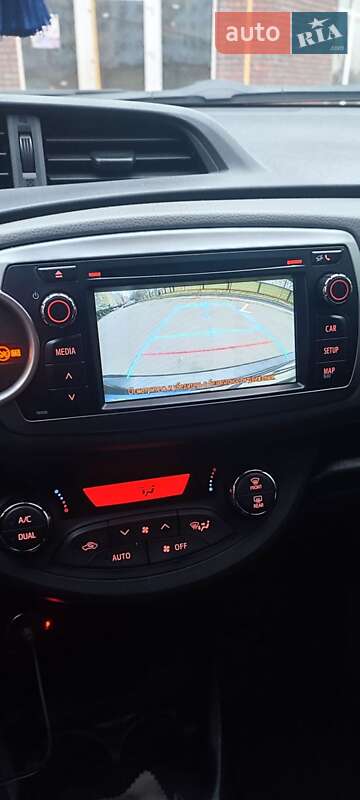 Хэтчбек Toyota Yaris 2012 в Киеве