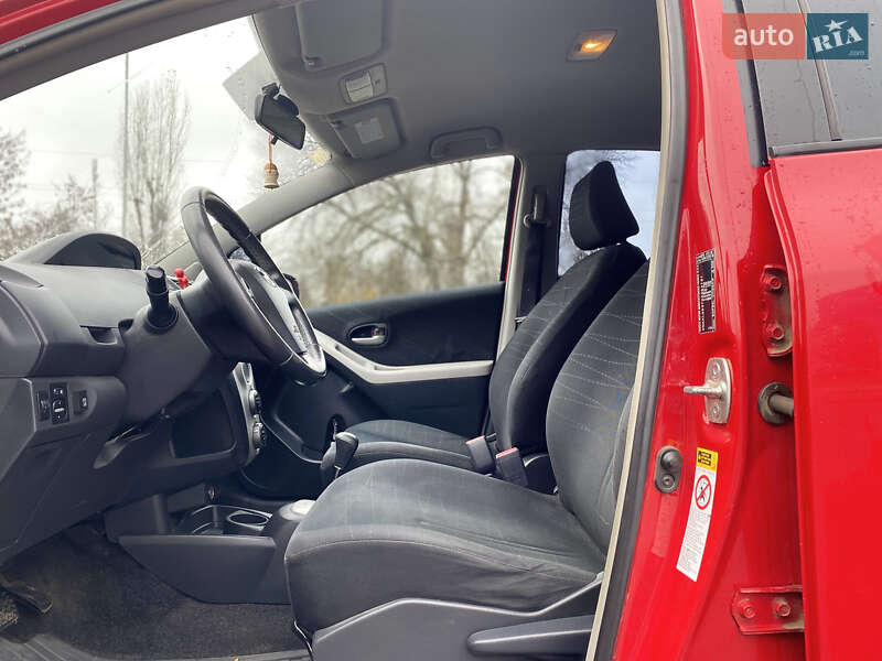 Хэтчбек Toyota Yaris 2008 в Николаеве