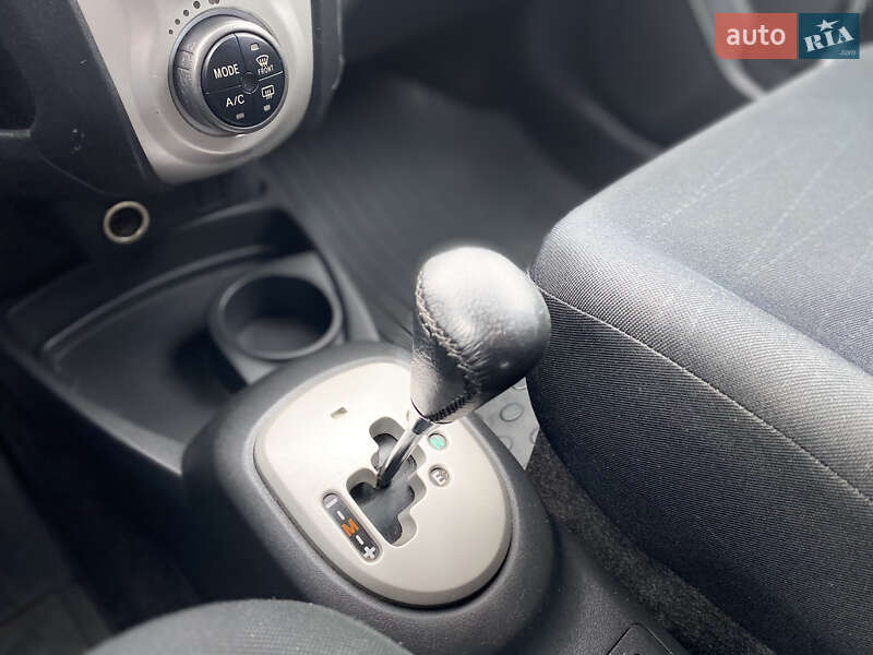 Хэтчбек Toyota Yaris 2008 в Николаеве