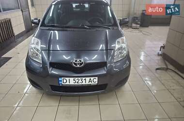 Хетчбек Toyota Yaris 2009 в Ніжині