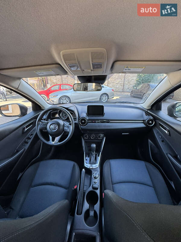Седан Toyota Yaris 2017 в Николаеве фото 12 Седан Toyota Yaris 2017 в Николаеве