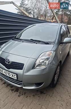 Хетчбек Toyota Yaris 2007 в Сумах