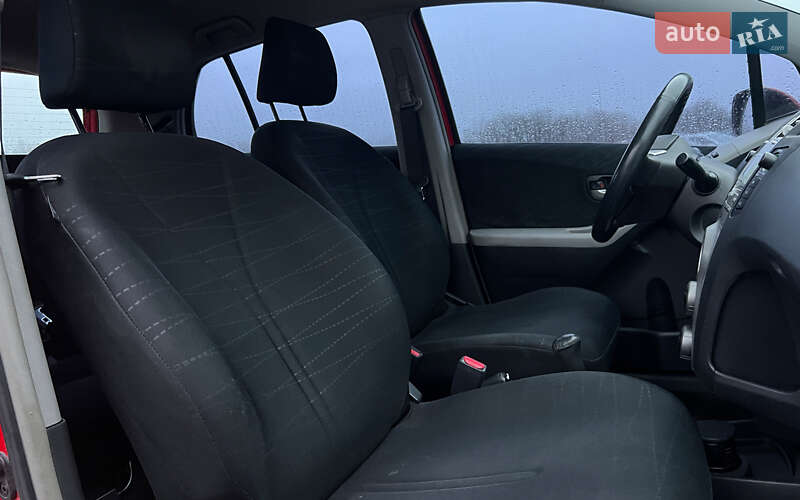 Хэтчбек Toyota Yaris 2007 в Львове