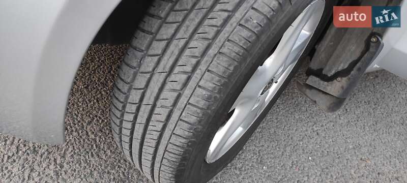 Хэтчбек Toyota Yaris 2006 в Одессе