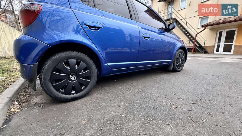 Хетчбек Toyota Yaris 1999 в Рівному