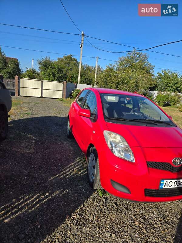 Хетчбек Toyota Yaris 2009 в Луцьку