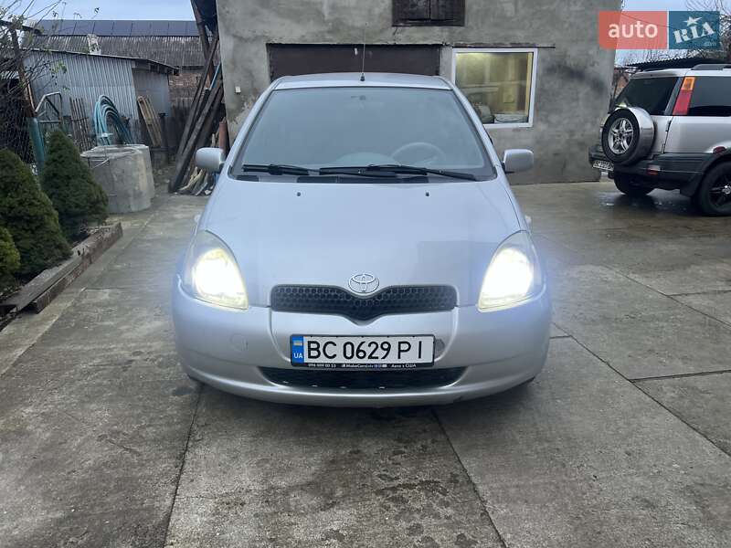 Хэтчбек Toyota Yaris 1999 в Львове