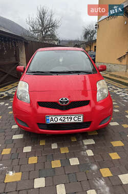 Хетчбек Toyota Yaris 2009 в Тячеві