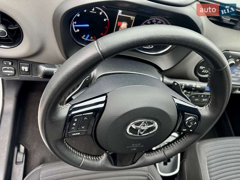 Хэтчбек Toyota Yaris 2017 в Броварах