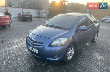 Седан Toyota Yaris 2007 в Одессе