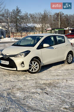 Хетчбек Toyota Yaris 2016 в Києві