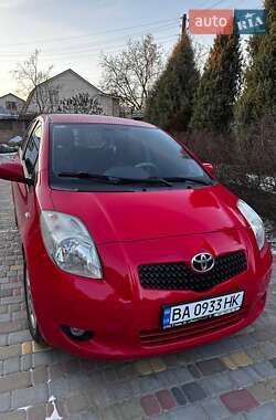 Хетчбек Toyota Yaris 2006 в Олександрії
