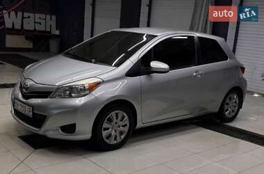 Хэтчбек Toyota Yaris 2013 в Одессе