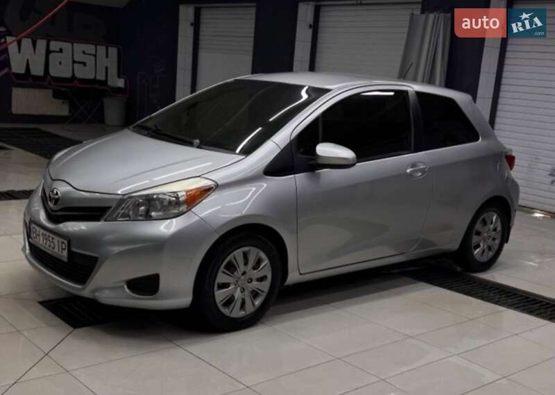 Toyota Yaris 2013