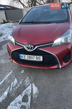 Хетчбек Toyota Yaris 2015 в Дніпрі