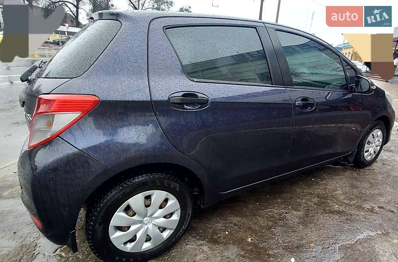Хэтчбек Toyota Yaris 2013 в Полтаве