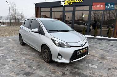 Хэтчбек Toyota Yaris 2014 в Коломые