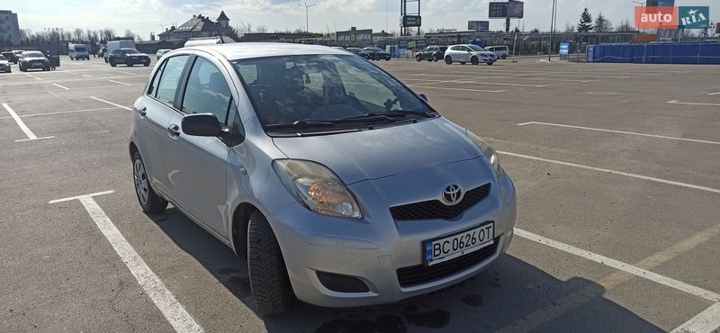 Toyota Yaris 2009
