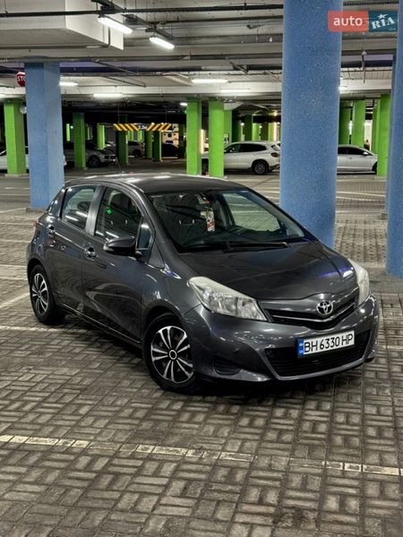 Toyota Yaris 2012