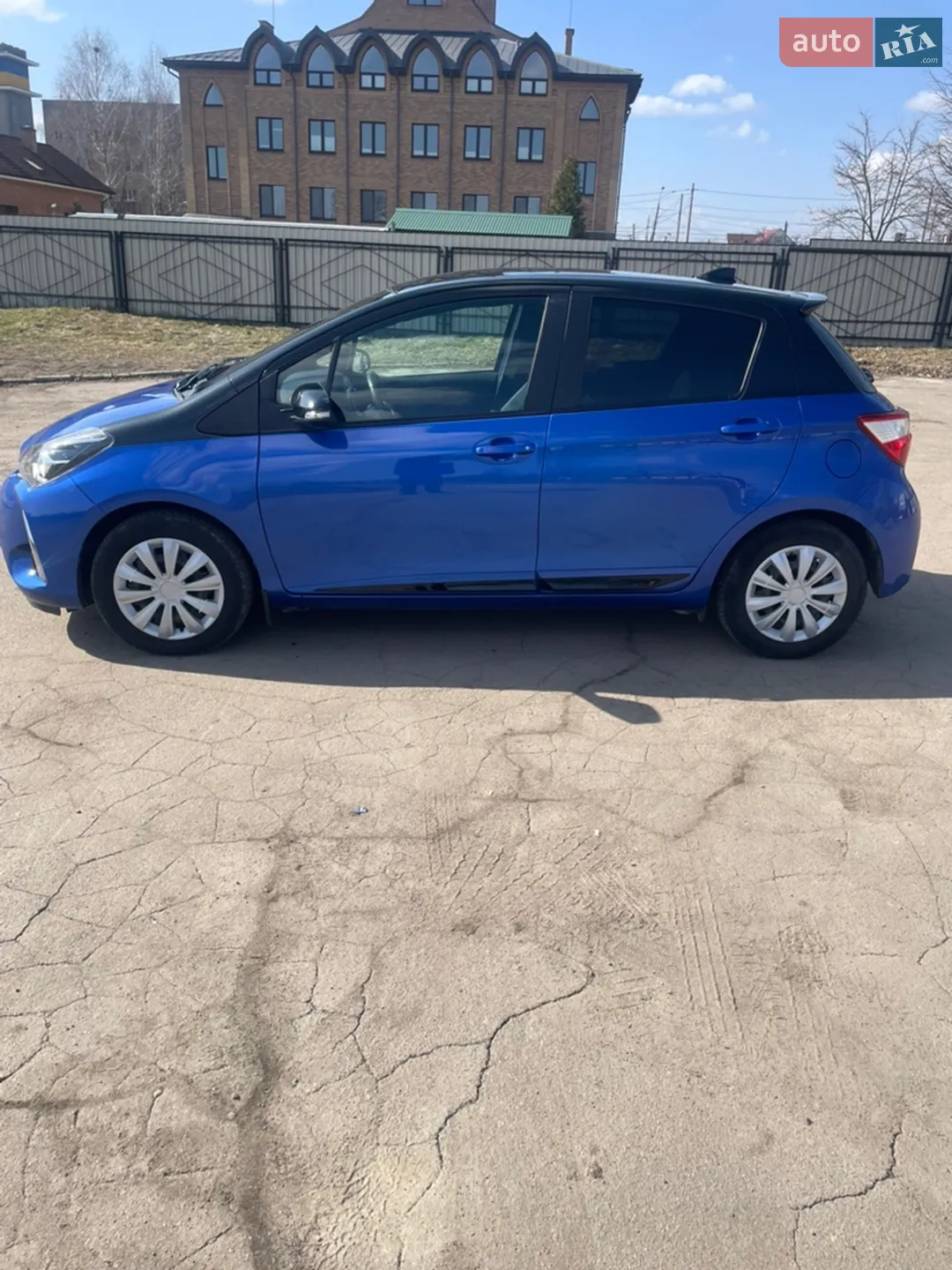 2018 Toyota Yaris - мініатюра 4