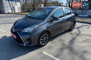 Хетчбек Toyota Yaris 2016 в Житомирі