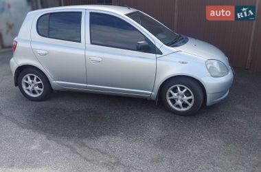 Хетчбек Toyota Yaris 2002 в Києві