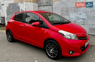 Хэтчбек Toyota Yaris 2014 в Киеве