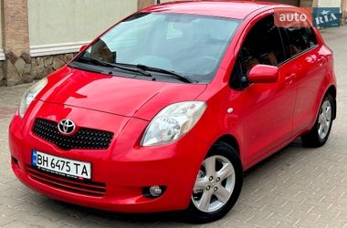 Хэтчбек Toyota Yaris 2008 в Одессе
