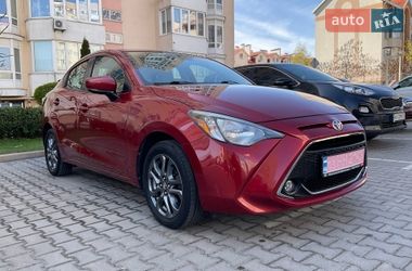Седан Toyota Yaris 2019 в Киеве